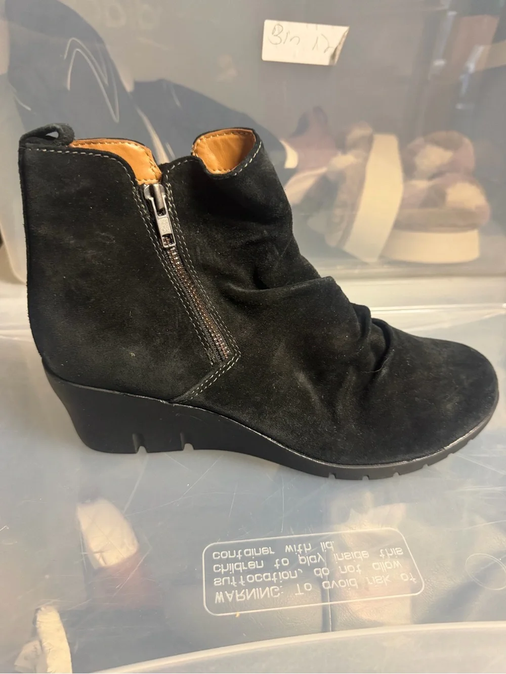 Comfortiva women’s Khele Zip Wedge Ankle Boots Black Nubuck Size 9.5 Wide